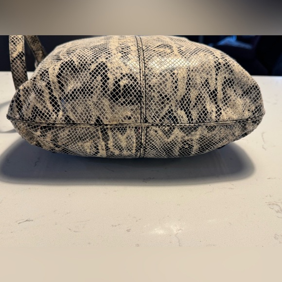 Nine West Snake Print Man Made Material Shoulder Bag, zipper and snap closure - Picture 13 of 14